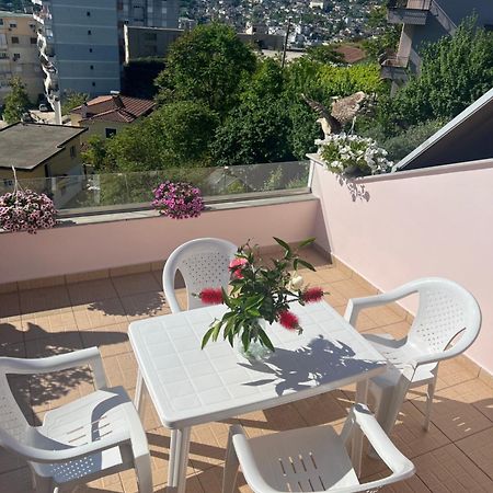 Flower Terrace Apartment Gjirokastra Zewnętrze zdjęcie