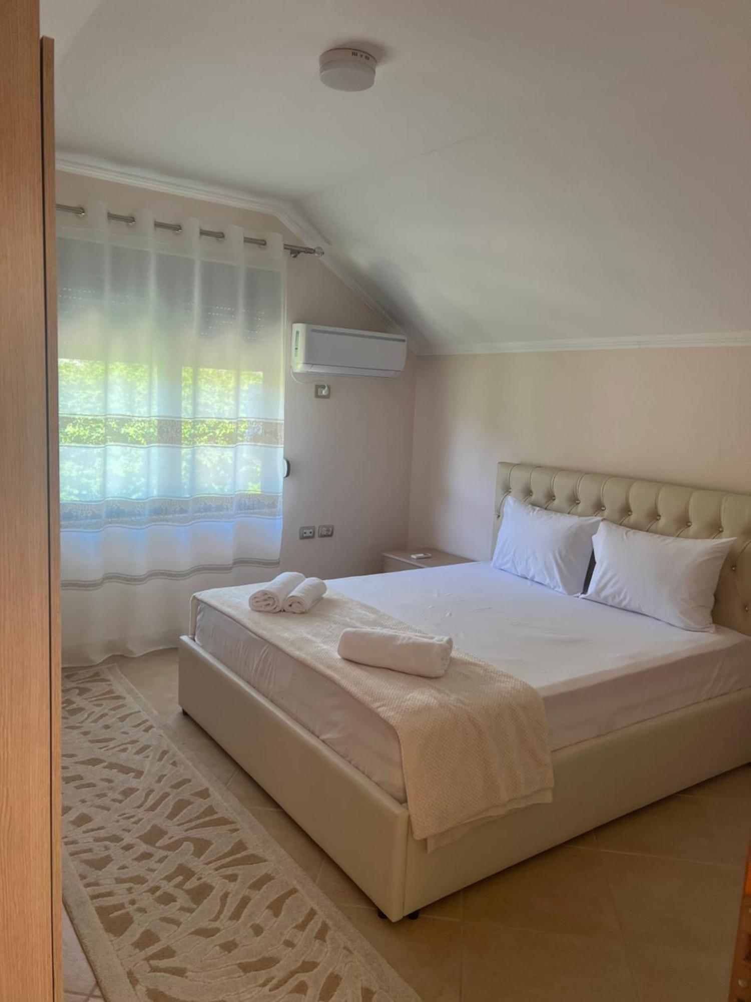 Flower Terrace Apartment Gjirokastra Zewnętrze zdjęcie