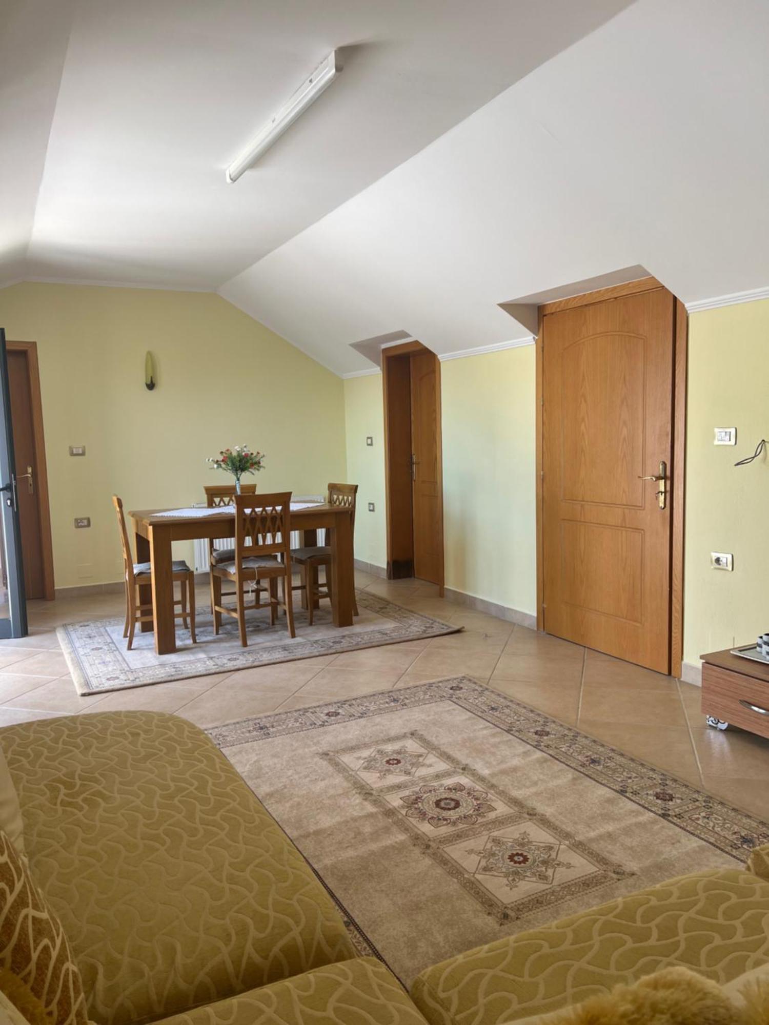 Flower Terrace Apartment Gjirokastra Zewnętrze zdjęcie